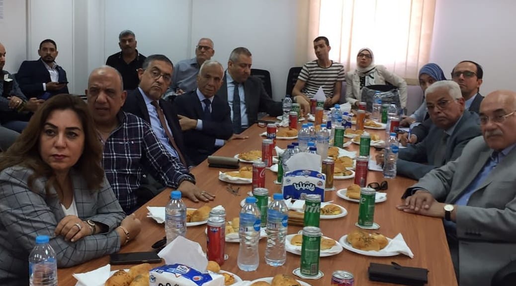 "عصمت" يتفقد "دمياط للغزل والنسيج": مصنع لأقمشة الجينز بطاقة 32 مليون متر سنويا